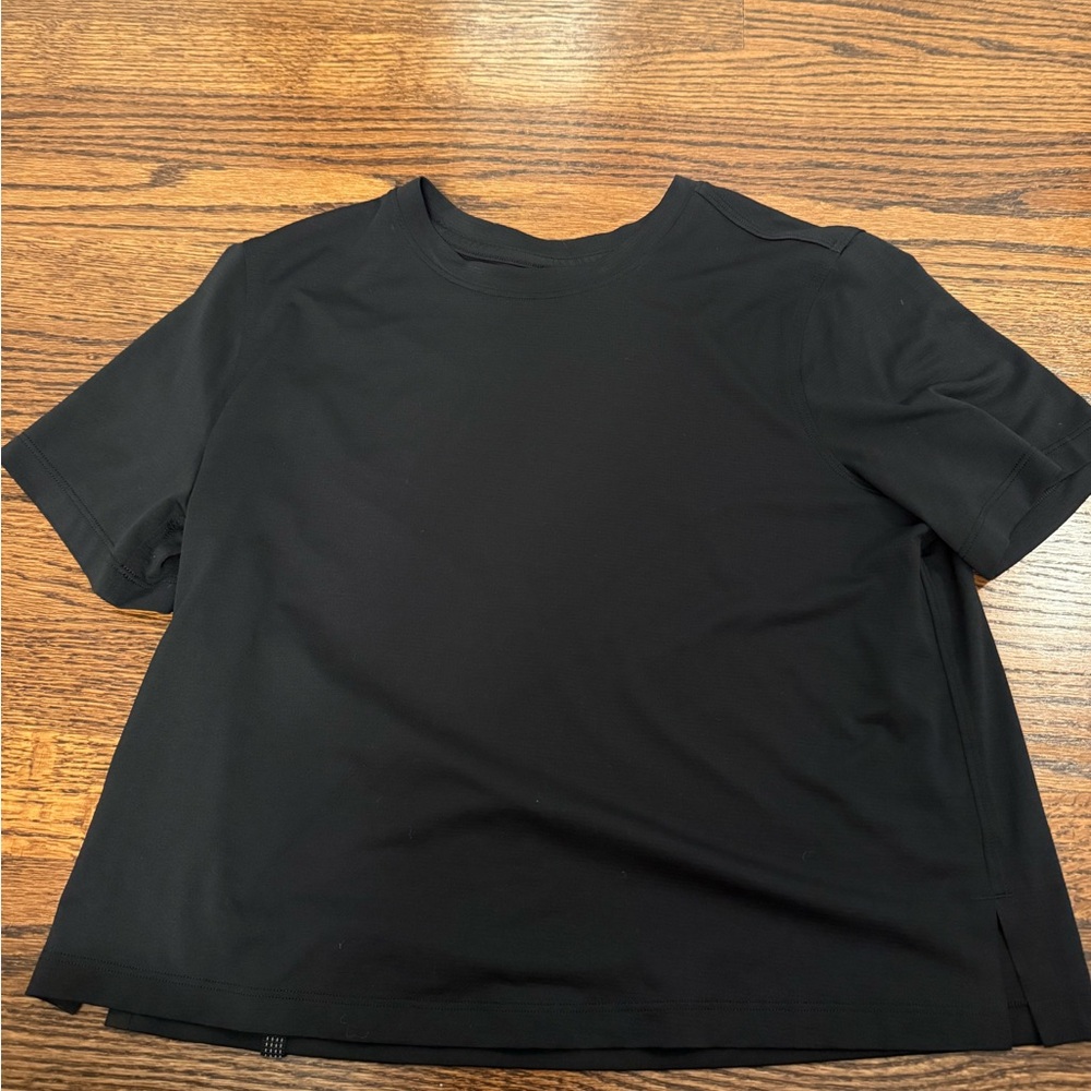 Lululemon Classic Black Ultralight Waist-length Shirt